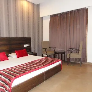 Silver Sands Hotel